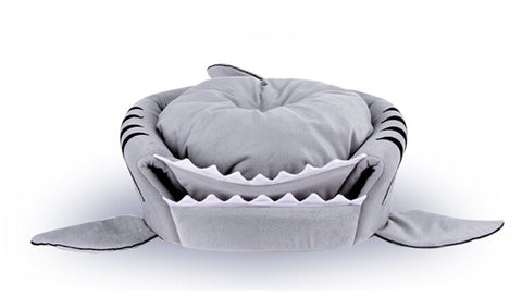 Warm Shark Cat House