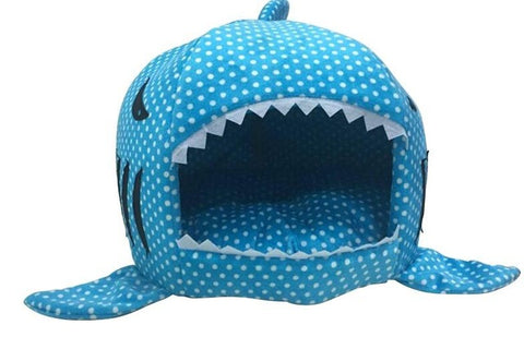 Warm Shark Cat House