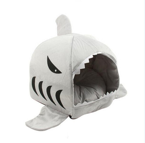 Warm Shark Cat House